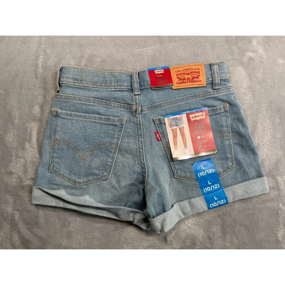 Levis essential five levi